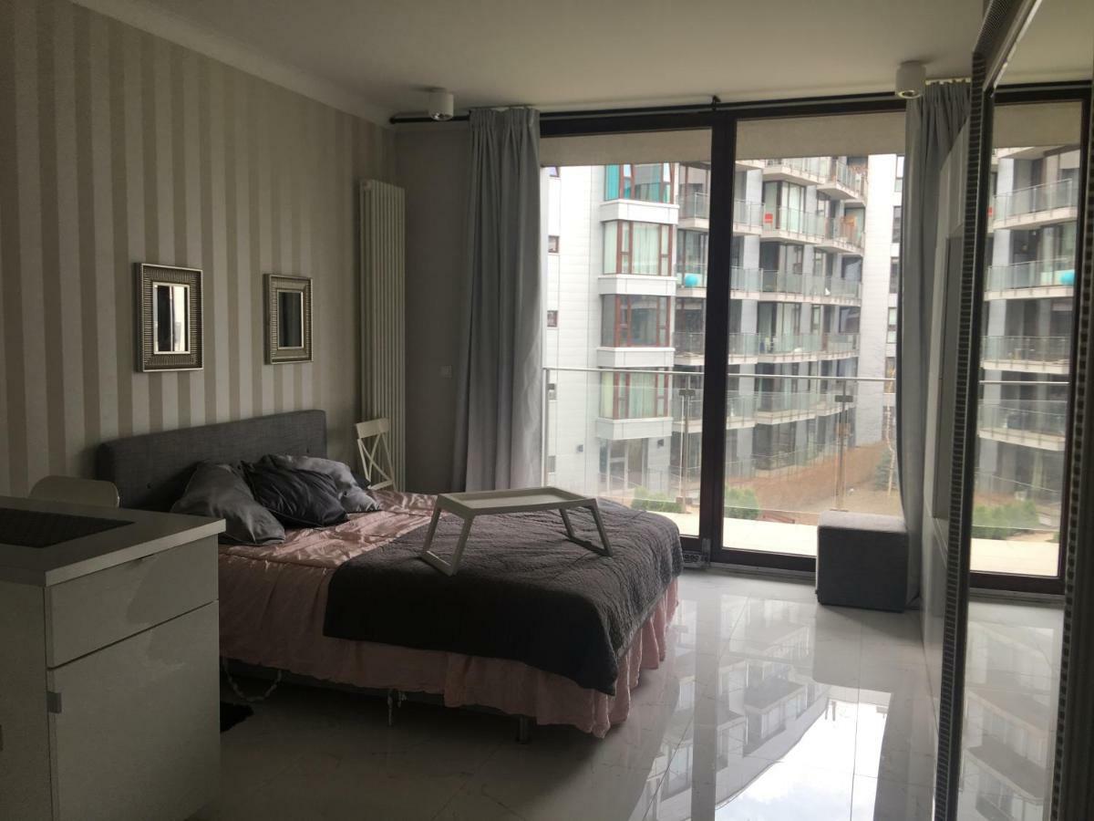 Studio Flat Triton Park ワルシャワ エクステリア 写真